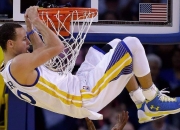 开云官方app入口-范戴克一锤定音，国际米兰战术打穿澳大利亚防线