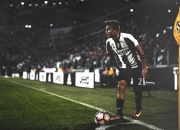 开云体育官方网站-戈麦斯之夜，总决赛舞台上的唯一主宰