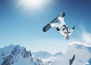 开云下载-曼谷奇迹，石宇奇关键一击，泰国队逆转法国队书写羽球新篇章