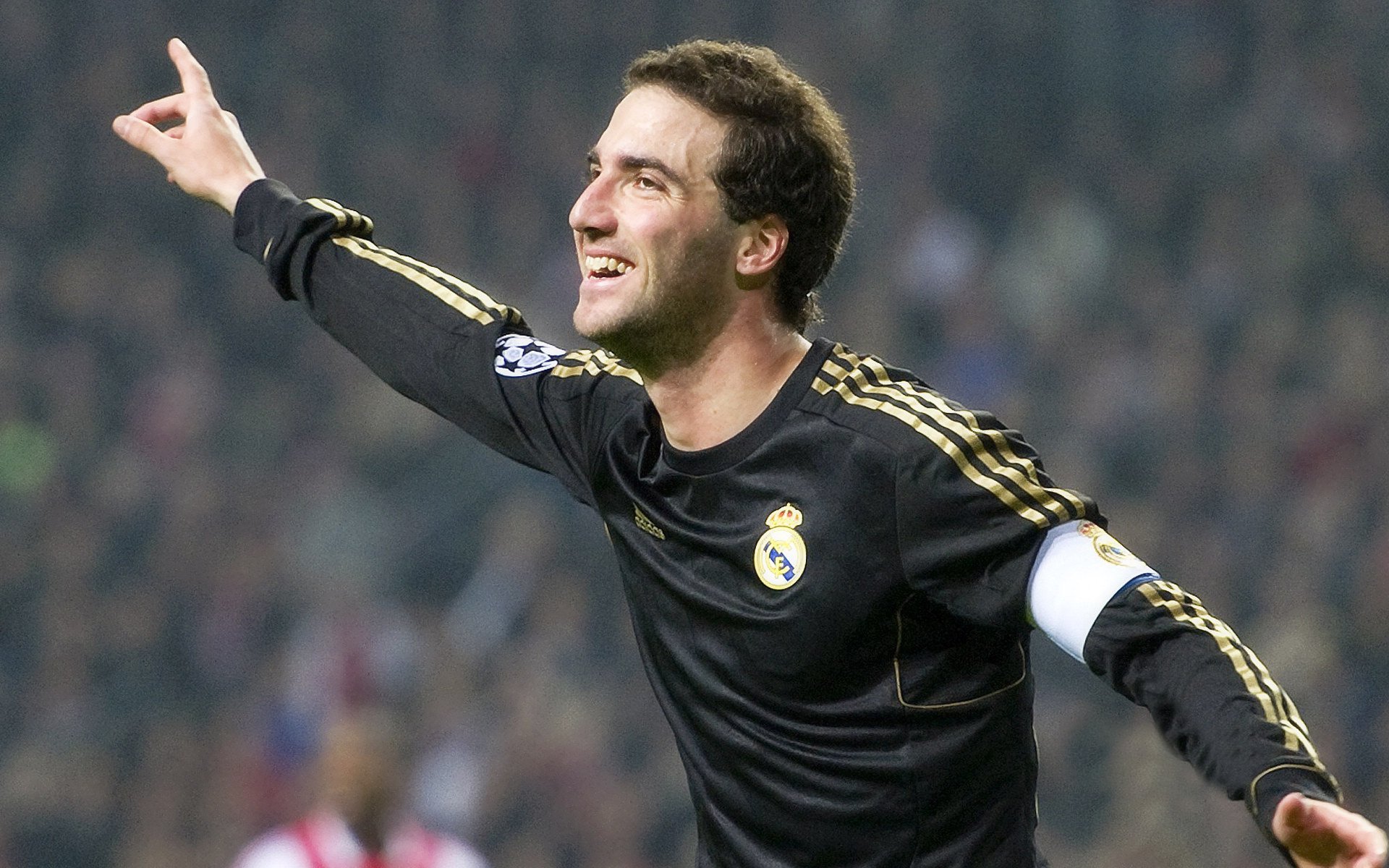 跨越时空的接管者，当米切尔在欧冠决赛的夜晚，步行者翻盘骑士的启示