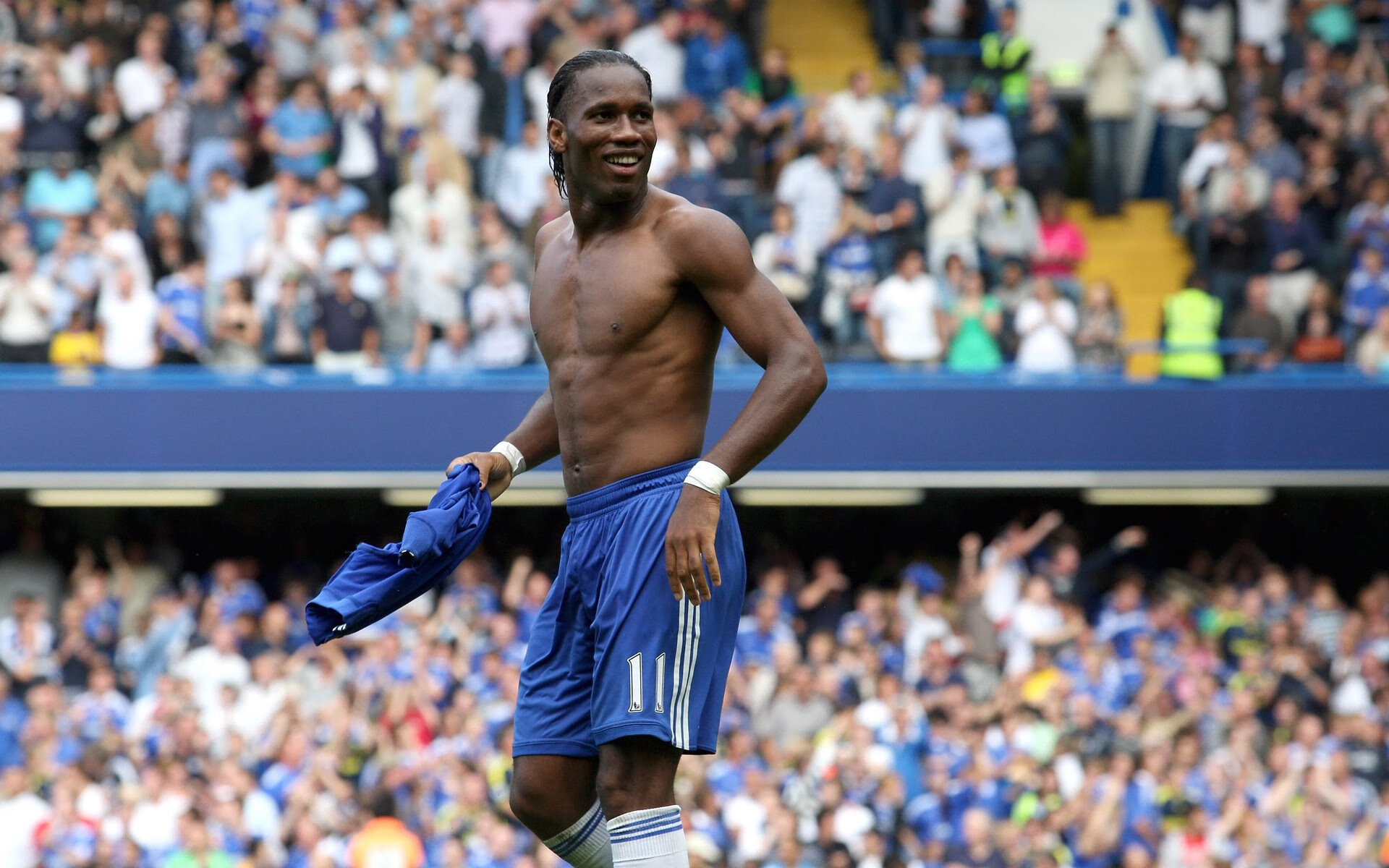 华南虎稳如磐石擒黄蜂，小贾伦全能风暴席卷赛场