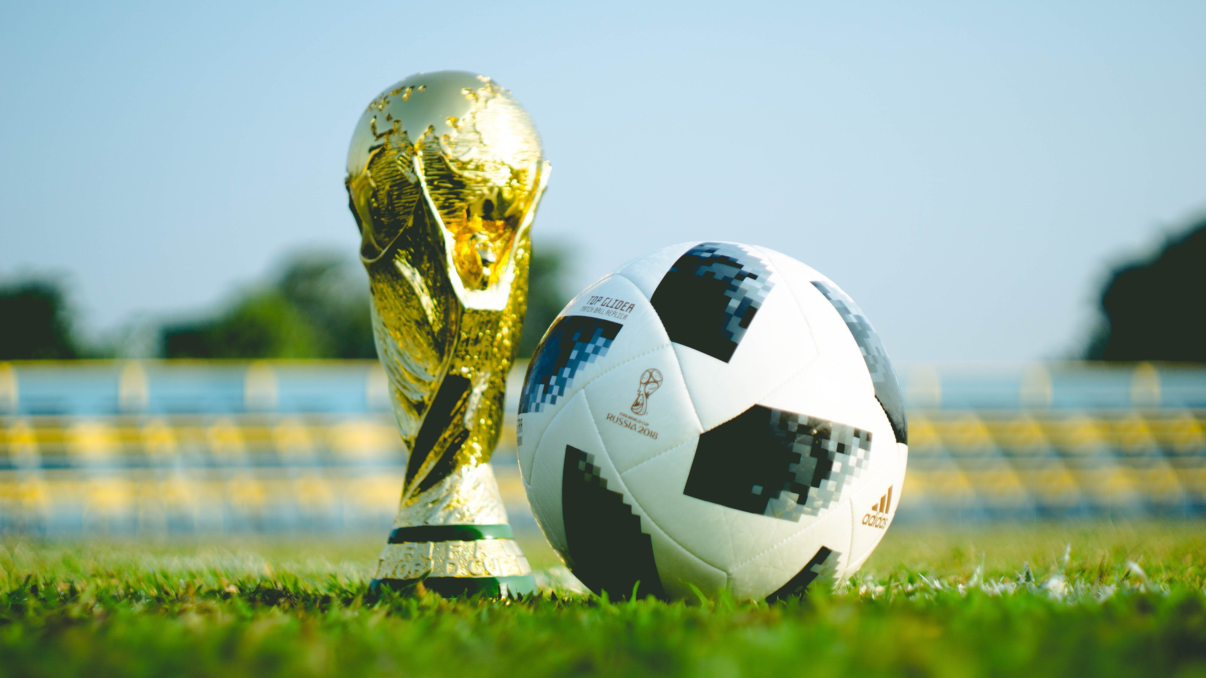 逆转与复仇，2026世界杯出线战，捷克铁骑踏碎哥伦比亚，维尼修斯引领巴西闪电反击